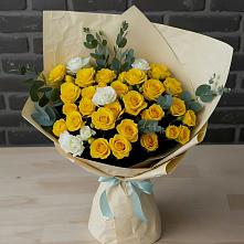 Букет цветов из:  Розы в Спасск-Дальнем