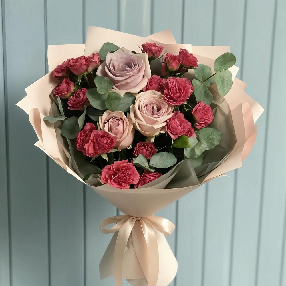 Букет цветов из: Гвоздики и Розы в Спасск-Дальнем