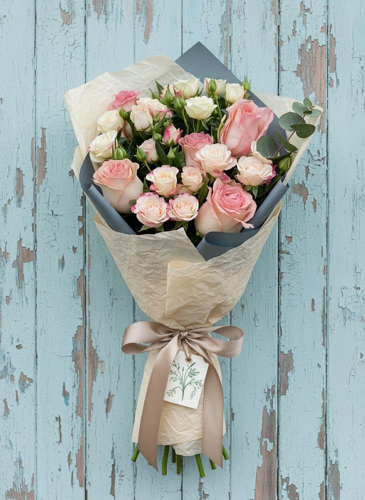 Букет цветов из: Розы в Спасск-Дальнем