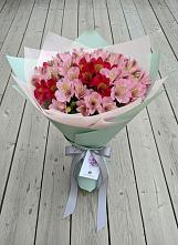 Букет цветов из:  Альстромерии в Спасск-Дальнем