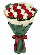 Букет Микс из красных и белых роз #REPLACE_PRED# Спасск-Дальнем