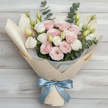 Букет цветов из:  Лизиантусы в Спасск-Дальнем