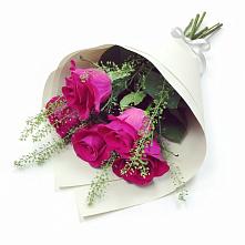 Букет цветов из:  Розы в Спасск-Дальнем