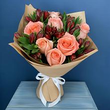 Букет цветов из:  Розы и Альстромерии в Спасск-Дальнем