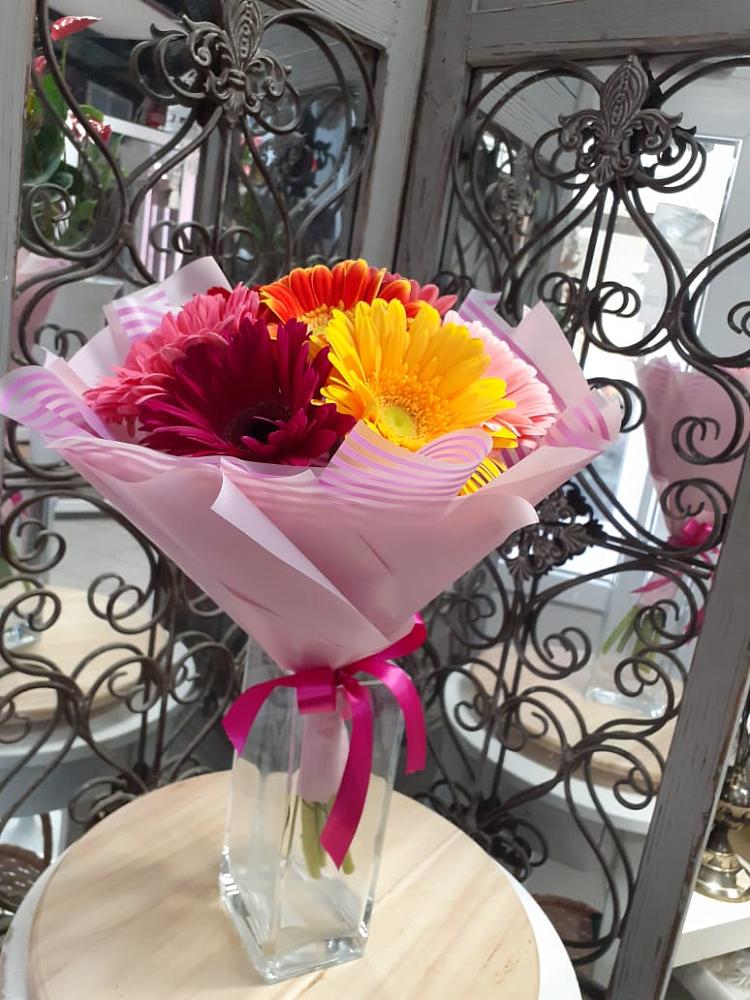 Букет цветов из: Герберы в Спасск-Дальнем