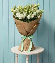 Букет цветов из:  Лизиантусы в Спасск-Дальнем