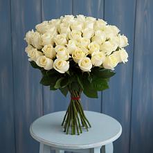 Букет 51 Белая роза Эдлесс Лав в Спасск-Дальнем