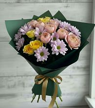 Букет цветов из:  Хризантемы и Розы в Спасск-Дальнем