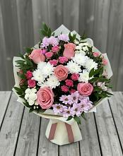 Букет цветов из:  Альстромерии, Гвоздики, Розы и Хризантемы в Спасск-Дальнем