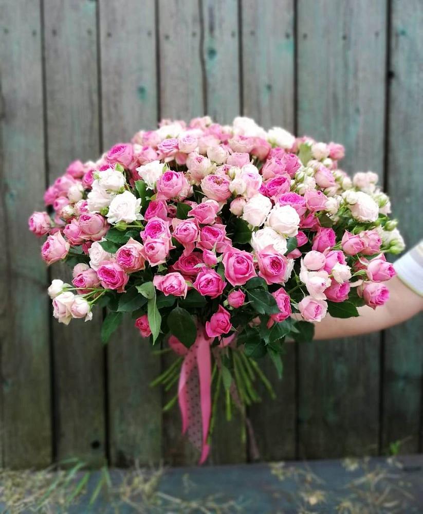Букет Розовые кустовые розы Натали и Лав Лидия в Спасск-Дальнем