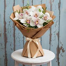 Букет цветов из:  Орхидеи и Розы #REPLACE_PRED# Спасск-Дальнем