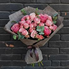 Букет цветов из:  Розы в Спасск-Дальнем